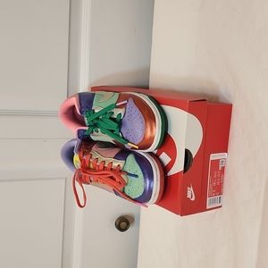 Nike dunk low SE multicolor